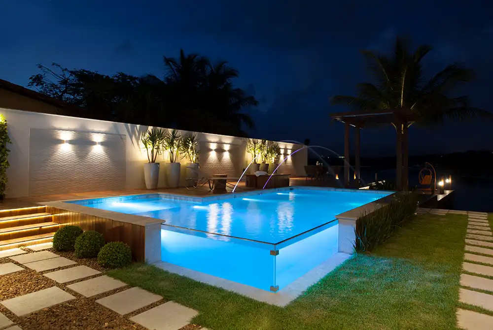 como economiza água da piscina